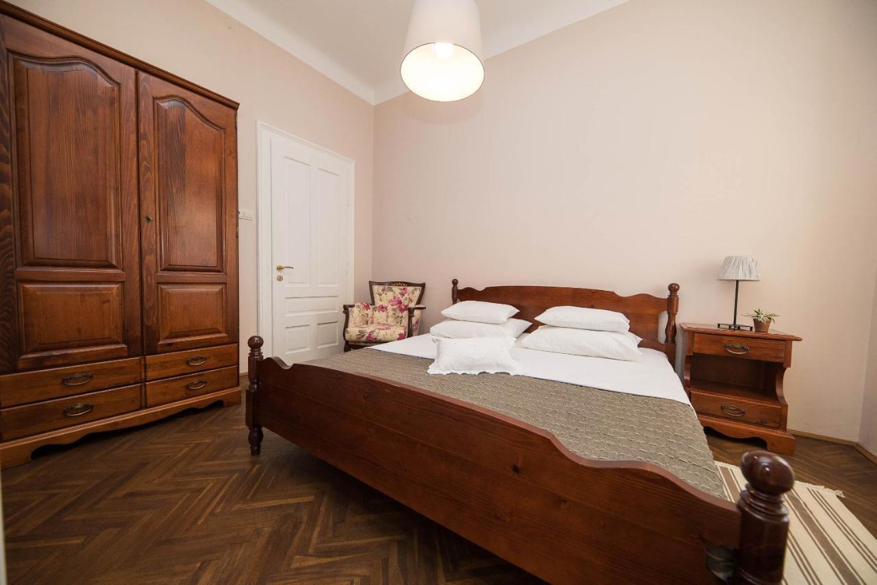 Apartmani Marion Crikvenica Luaran gambar