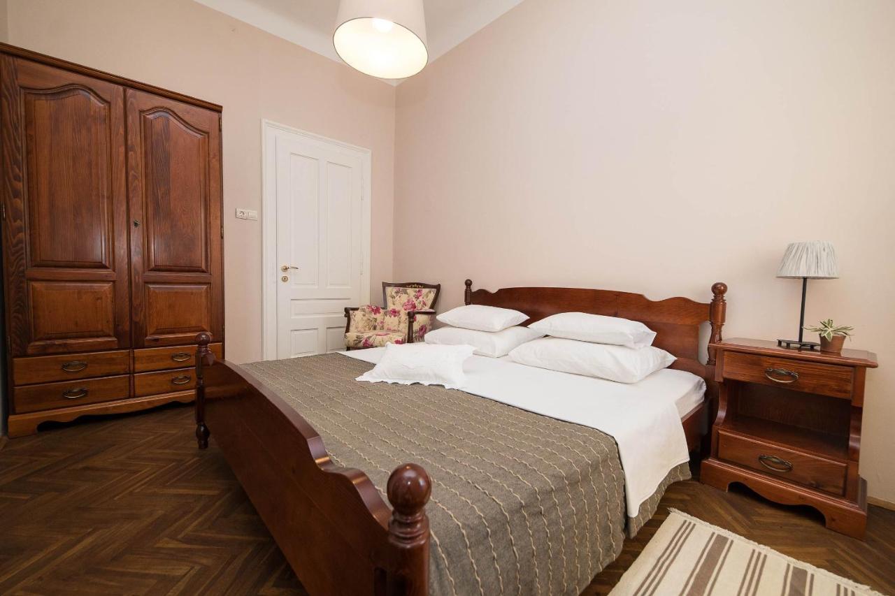 Apartmani Marion Crikvenica Luaran gambar